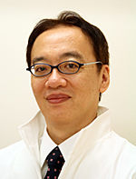 Praxisleiter Dr. med. Makoto SAKAMOTO